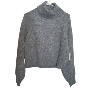 NWT Old Navy Turtleneck Sweater
